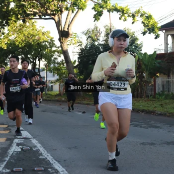 Runner Photo 1626301