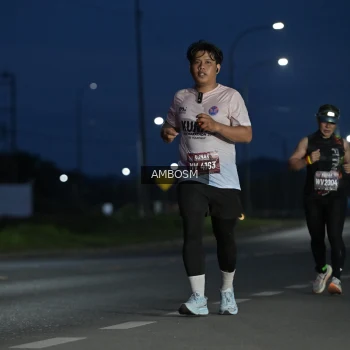 Runner Photo 1626342