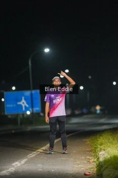 Runner Photo 1626345