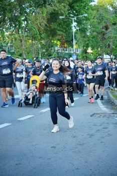 Runner Photo 1626397