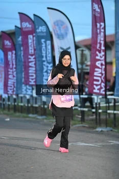 Runner Photo 1626422