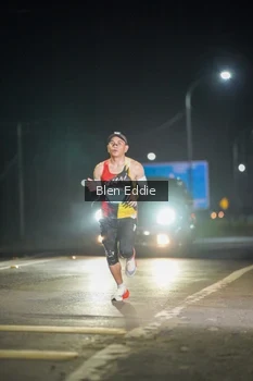 Runner Photo 1626641