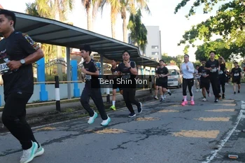 Runner Photo 1626683