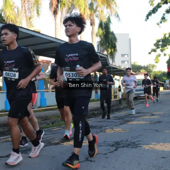Runner Photo 1626697