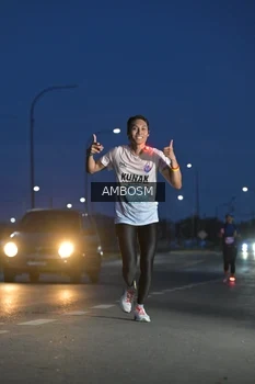 Runner Photo 1626724