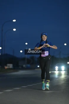 Runner Photo 1626735