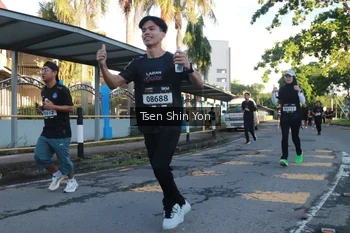 Runner Photo 1626814