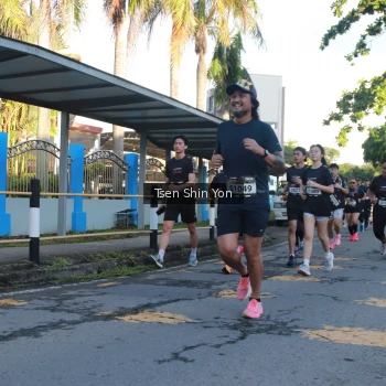 Runner Photo 1626871