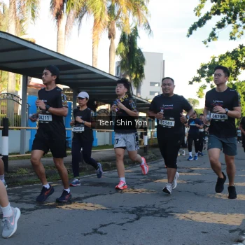 Runner Photo 1626894
