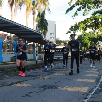 Runner Photo 1626911