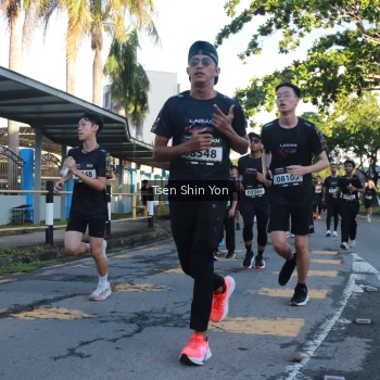 Runner Photo 1626952