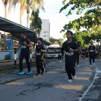 Runner Photo 1626979