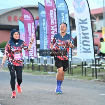 Runner Photo 1627008