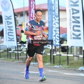 Runner Photo 1627023