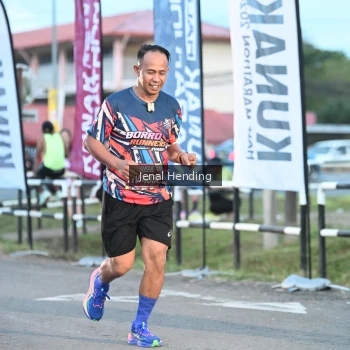 Runner Photo 1627027