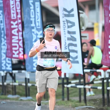 Runner Photo 1627127