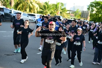 Runner Photo 1627173