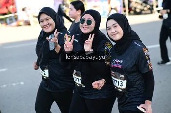 Runner Photo 1627174