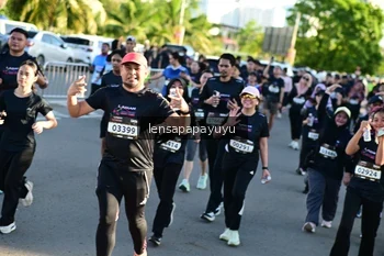 Runner Photo 1627193