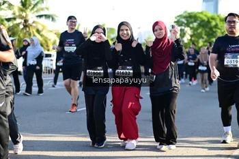 Runner Photo 1627247