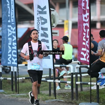 Runner Photo 1627447