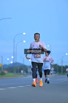 Runner Photo 1627470