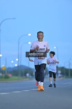 Runner Photo 1627473