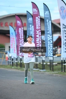 Runner Photo 1627596
