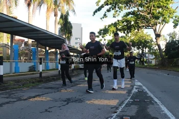 Runner Photo 1627762