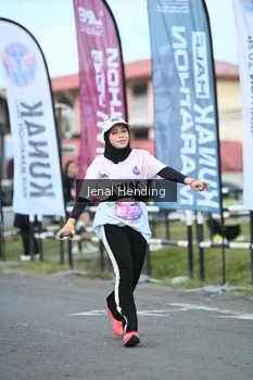 Runner Photo 1627804