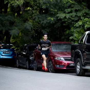 Runner Photo 1627852