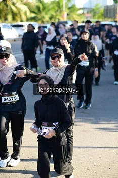 Runner Photo 1627866