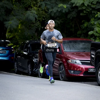 Runner Photo 1627994