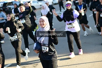 Runner Photo 1628015