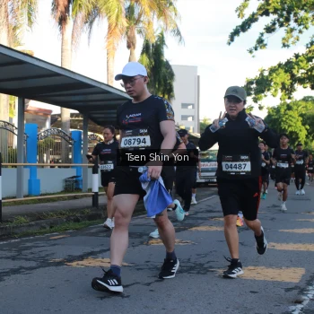 Runner Photo 1628094