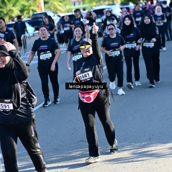 Runner Photo 1628117
