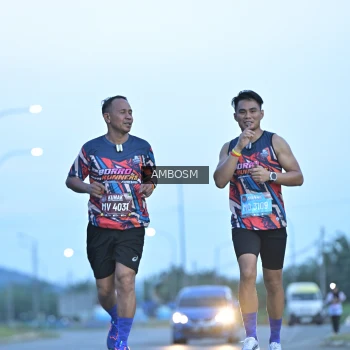 Runner Photo 1628144