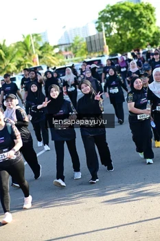 Runner Photo 1628173