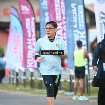 Runner Photo 1628215