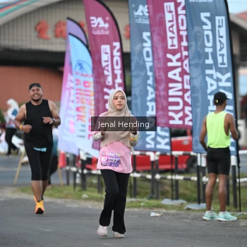 Runner Photo 1628242