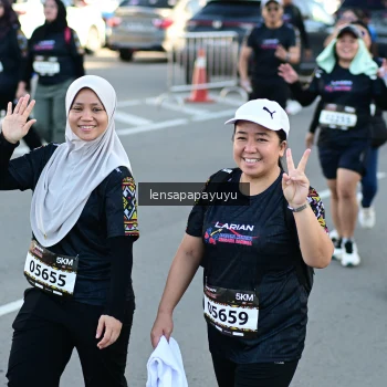 Runner Photo 1628313
