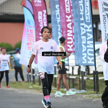 Runner Photo 1628335