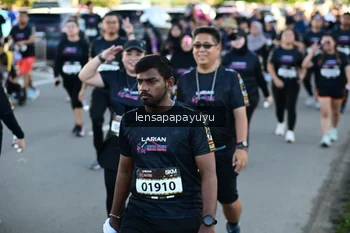 Runner Photo 1628746