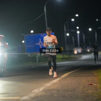 Runner Photo 1628866