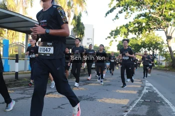 Runner Photo 1628875
