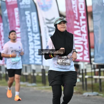 Runner Photo 1628945