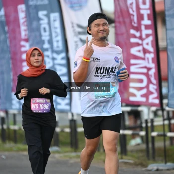 Runner Photo 1628963