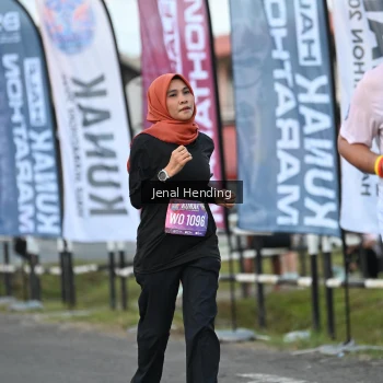 Runner Photo 1628972