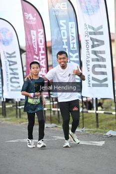 Runner Photo 1628997