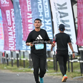 Runner Photo 1629046